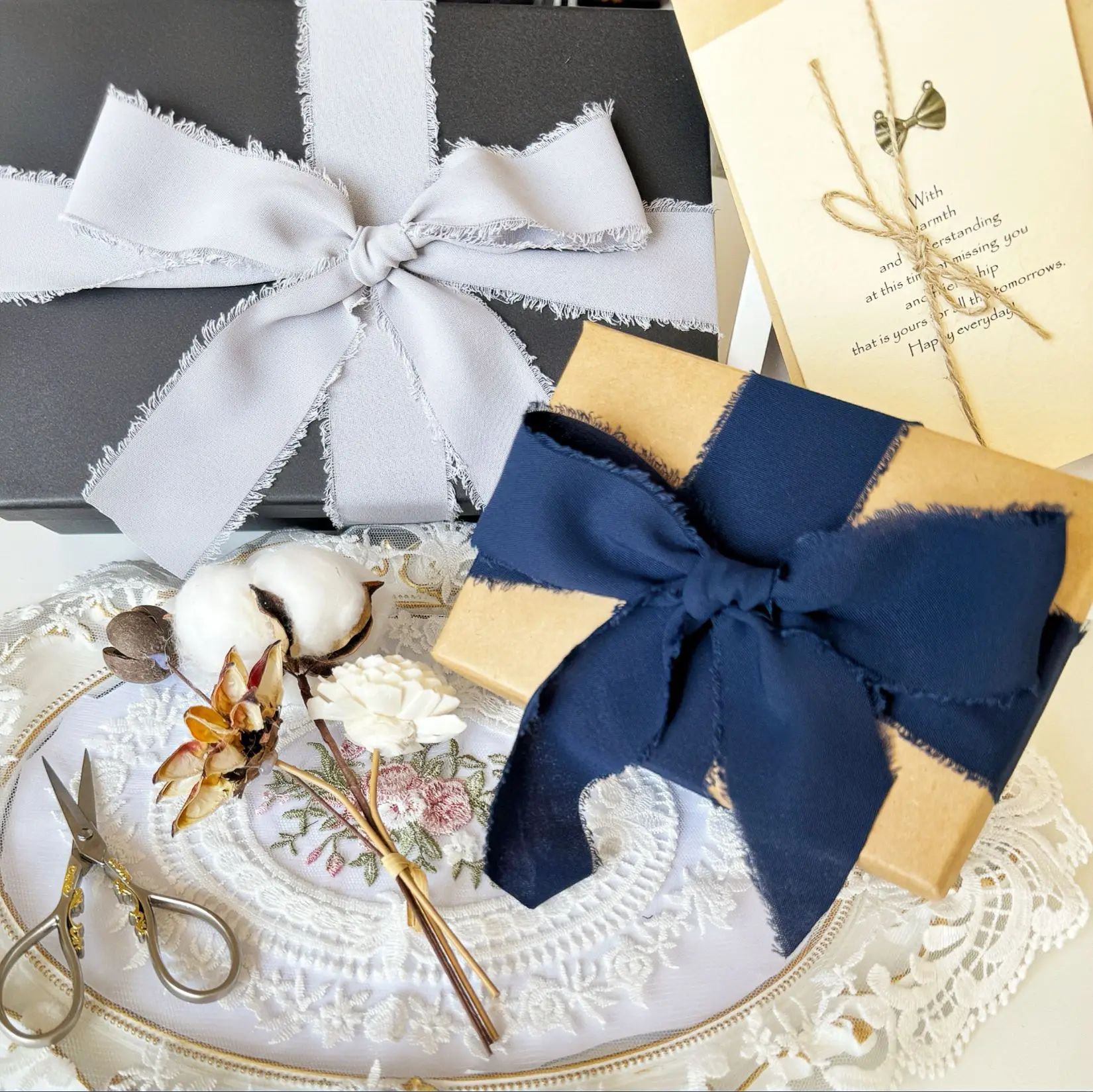 Ribbon Organza Roll - 5 M/ม้วน Frayed ผ้าไหมริบบิ้นขอบริ้วรอยผ้าฝ้าย Handmade Ripped