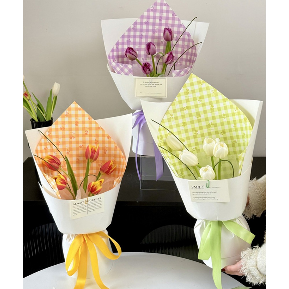 กระดาษห่อดอกไม้ลายตารางกุหลาบส - Flower Wrap Kraft บทวิจารณ์และราคา
